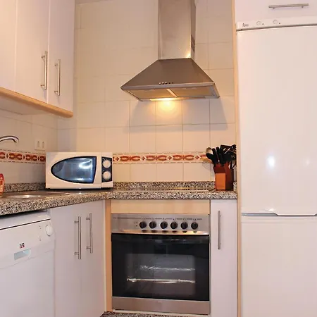 Beautiful Apartment In Casares Costa With Wifi *