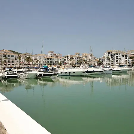 Beautiful Apartment In Casares Costa With Wifi *